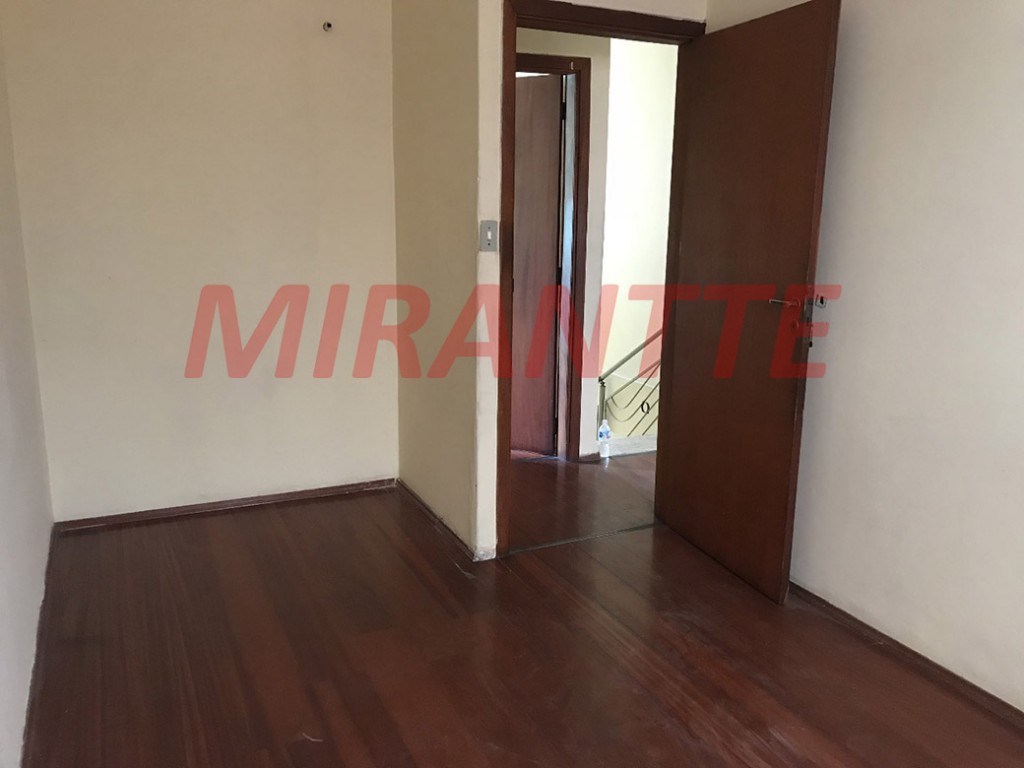 Sobrado de 232m² com 4 quartos em Vila Rica