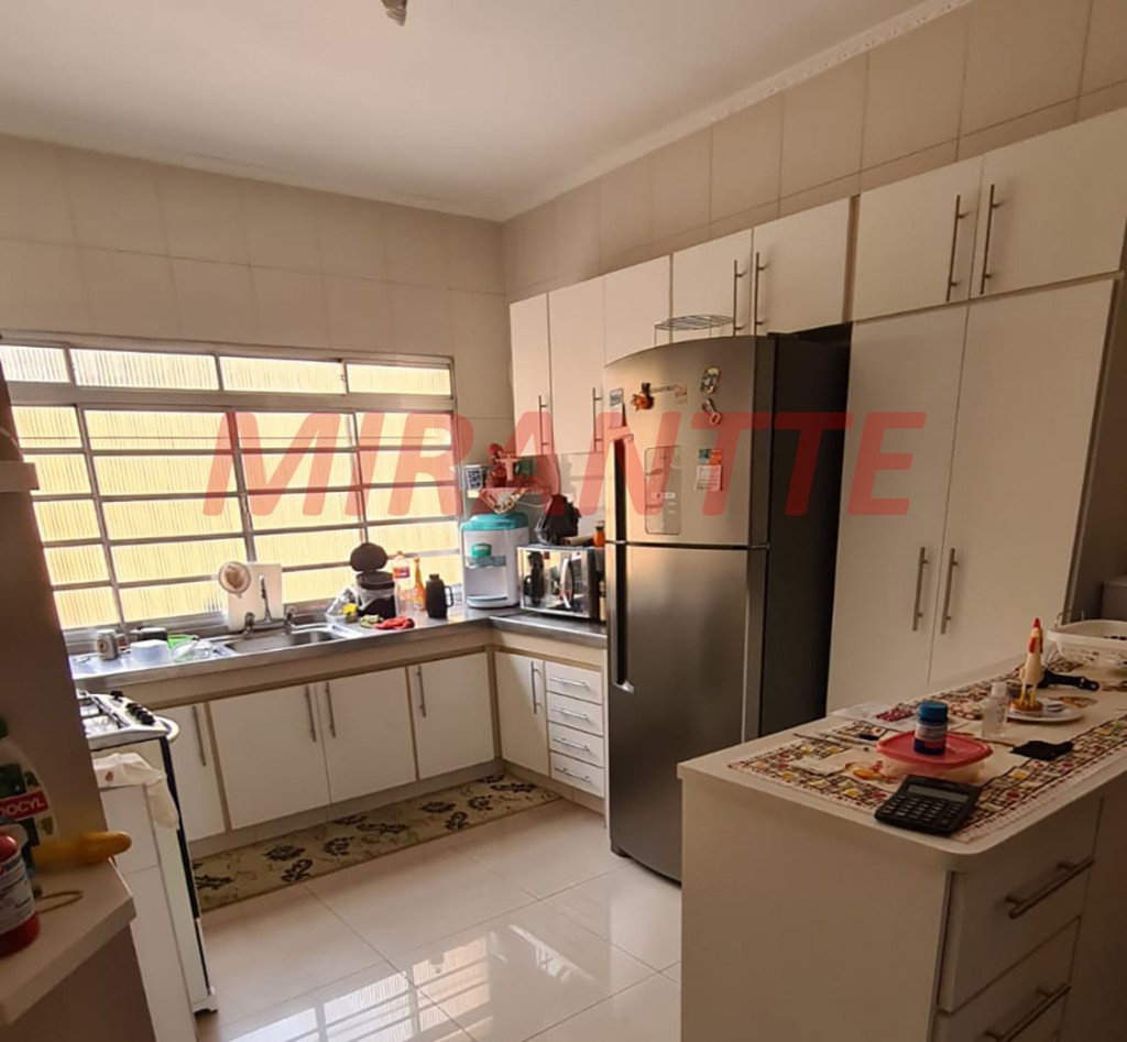 Sobrado de 312m² com 3 quartos em Vila Pereira Barreto