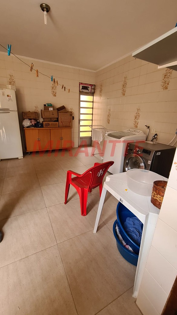 Sobrado de 312m² com 3 quartos em Vila Pereira Barreto