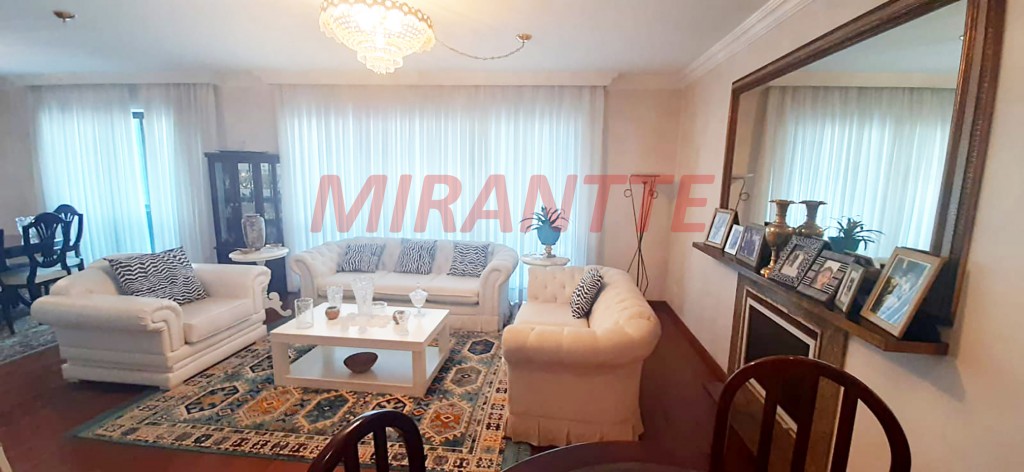 Apartamento de 174m² com 3 quartos em Santana