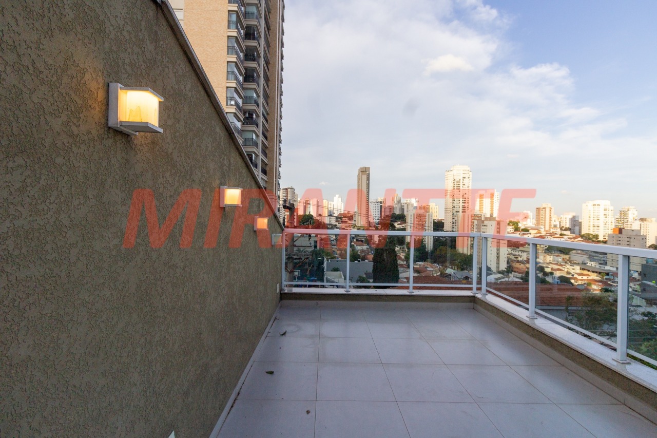 Sobrado de 220m² com 3 quartos em Santa Teresinha