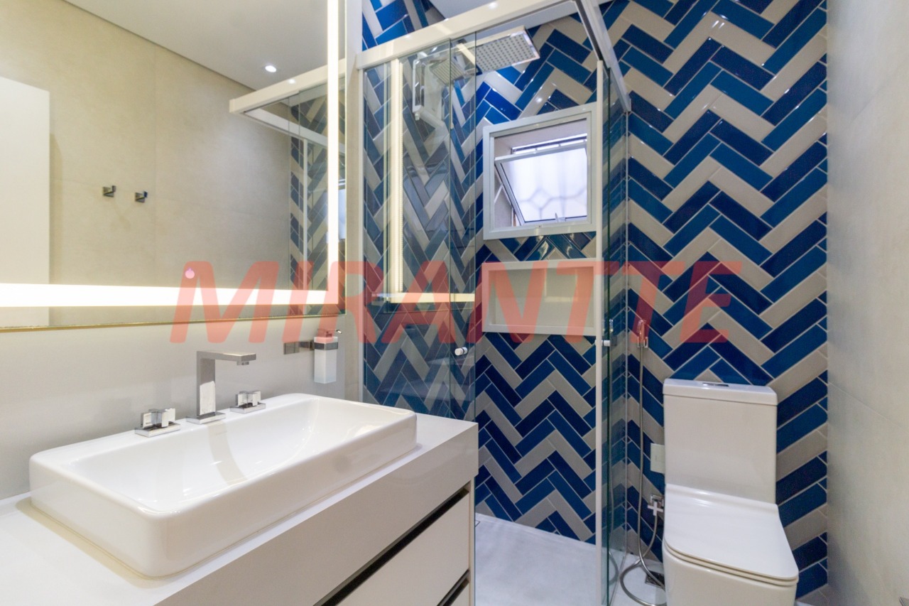 Sobrado de 220m² com 3 quartos em Santa Teresinha