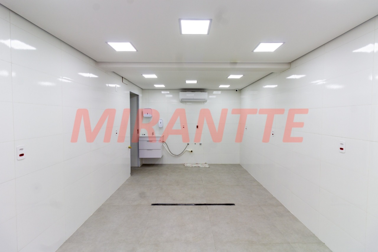Sobrado de 220m² com 3 quartos em Santa Teresinha