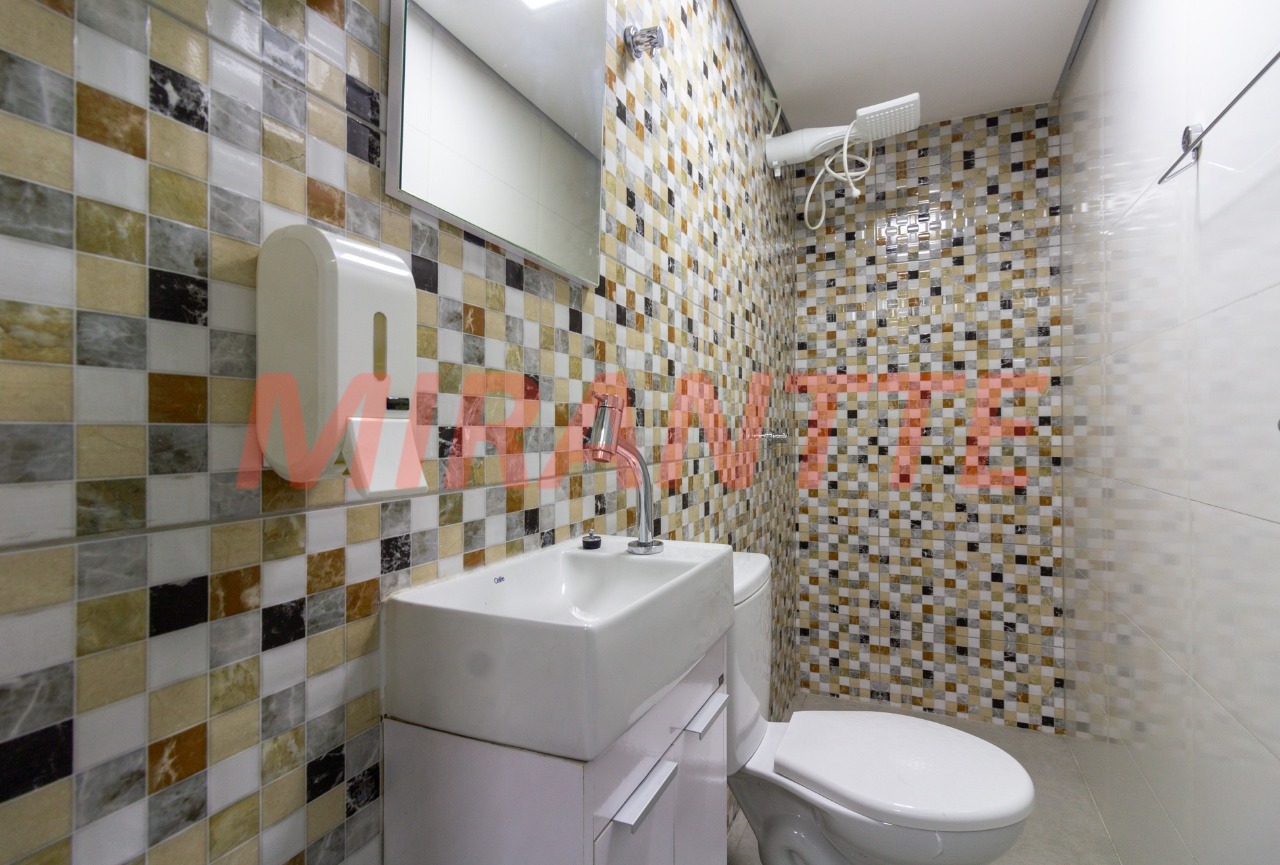 Sobrado de 220m² com 3 quartos em Santa Teresinha