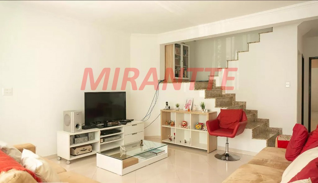 Sobrado de 128m² com 3 quartos em Parada Inglesa