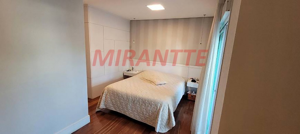 Apartamento de 223m² com 4 quartos em Santana