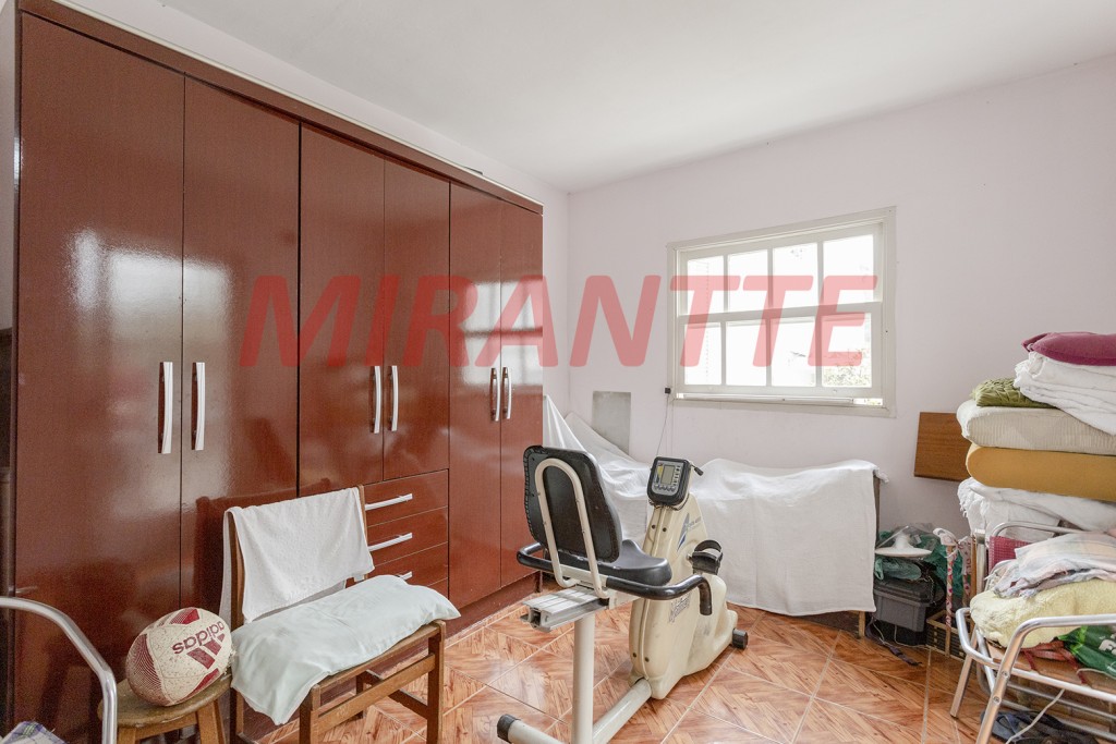 Sobrado de 276m² com 3 quartos em Jardim Virginia Bianca