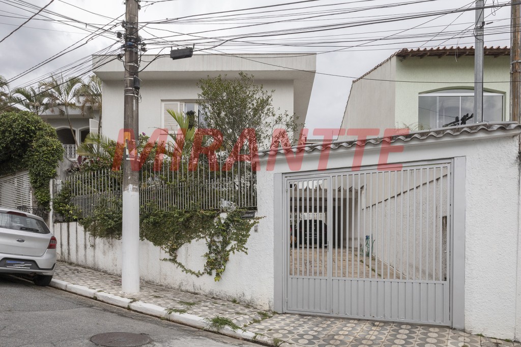 Sobrado de 276m² com 3 quartos em Jardim Virginia Bianca