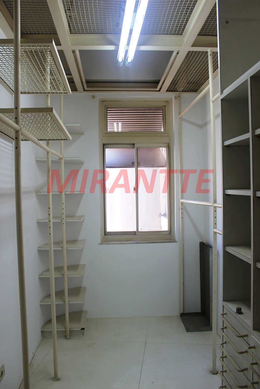 Apartamento de 642m² com 4 quartos em Higienópolis