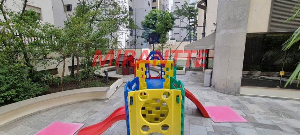 Apartamento de 642m² com 4 quartos em Higienópolis
