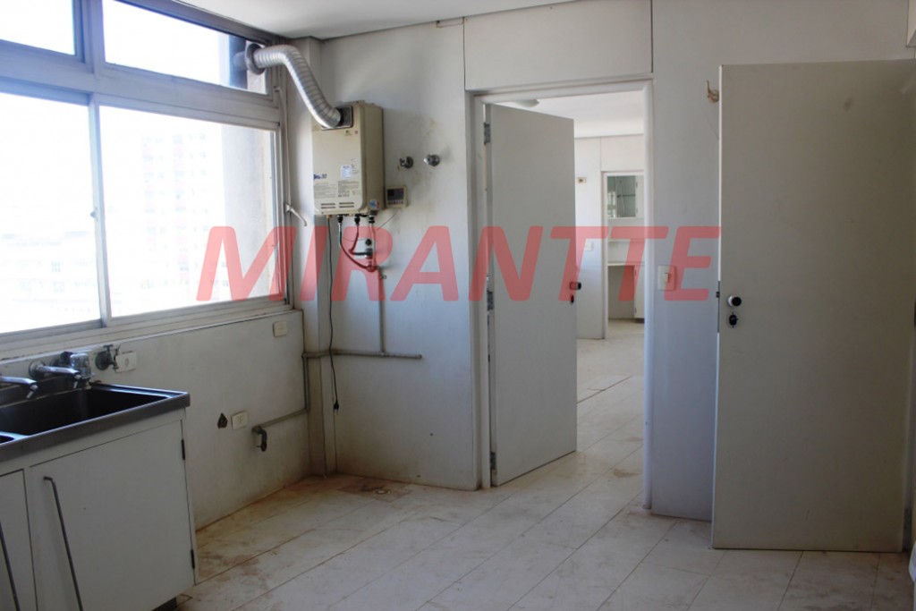 Apartamento de 642m² com 4 quartos em Higienópolis