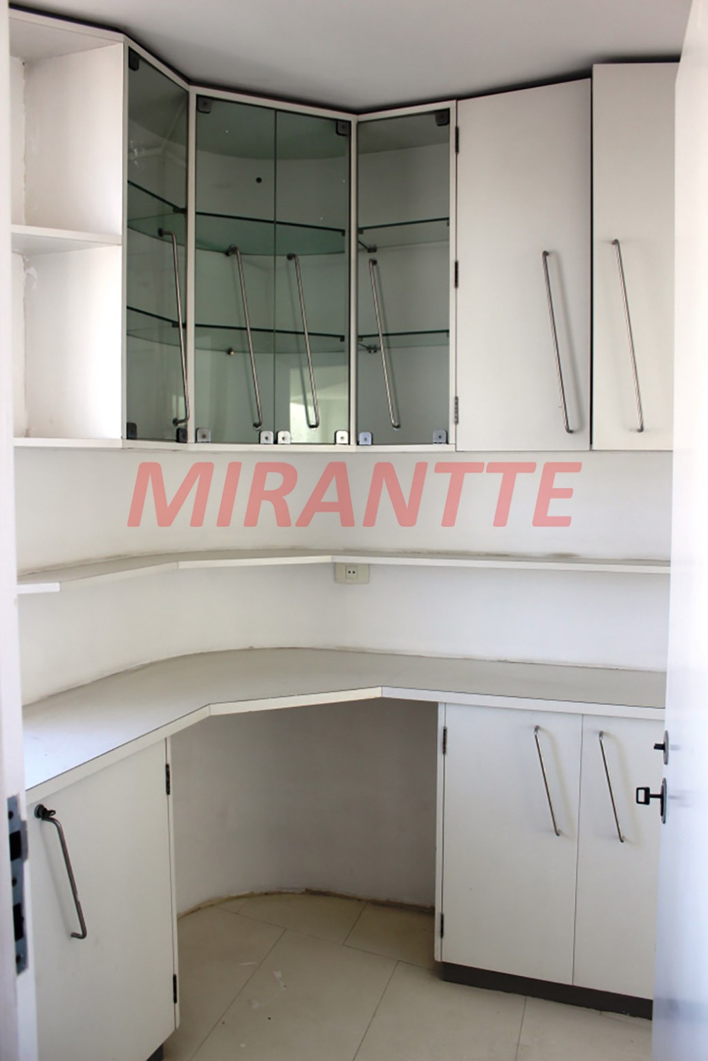 Apartamento de 642m² com 4 quartos em Higienópolis