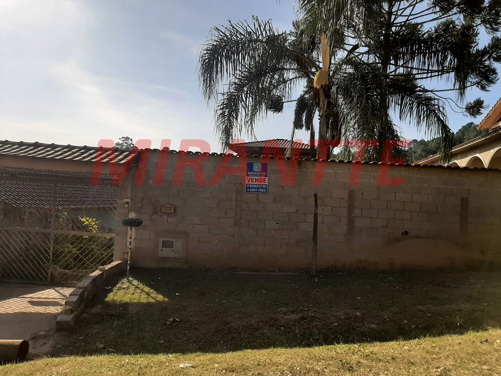 Sobrado de 200m² com 5 quartos em Serra Da Cantareira