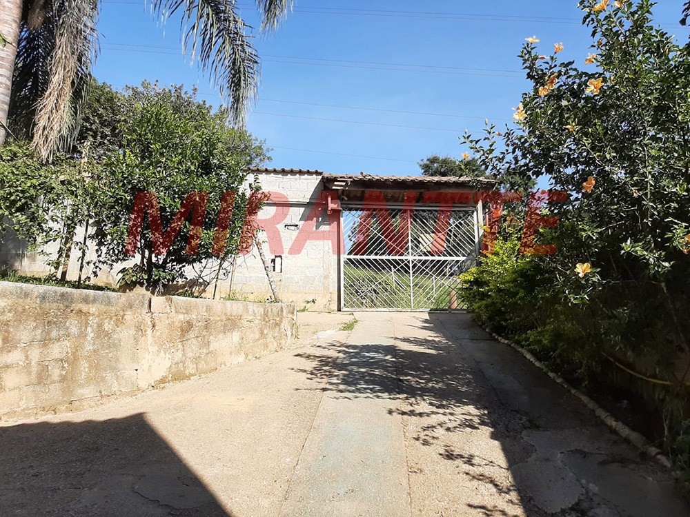 Sobrado de 200m² com 5 quartos em Serra Da Cantareira