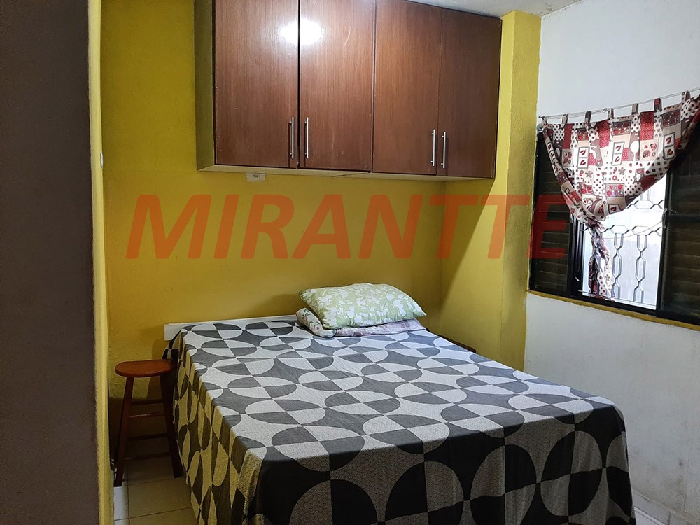 Sobrado de 200m² com 5 quartos em Serra Da Cantareira