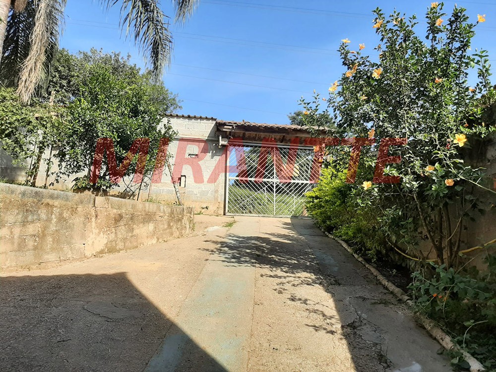Sobrado de 200m² com 5 quartos em Serra Da Cantareira