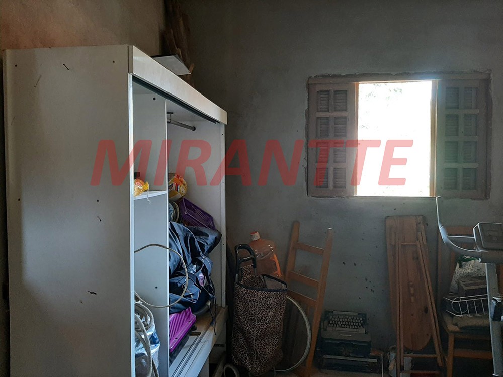 Sobrado de 200m² com 5 quartos em Serra Da Cantareira