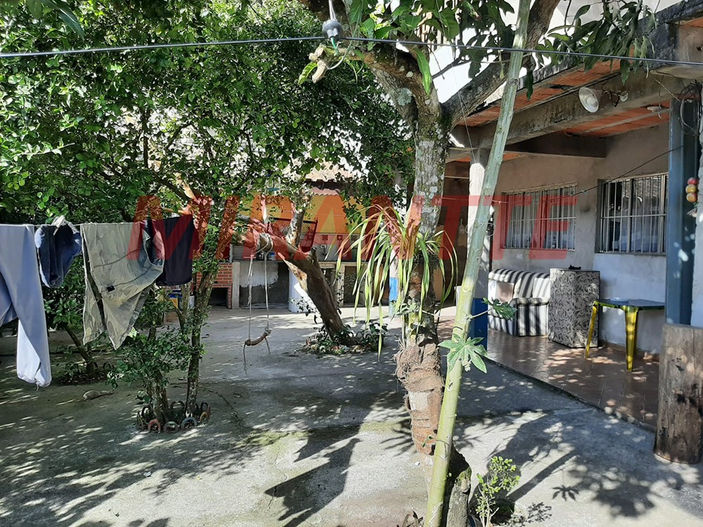Sobrado de 200m² com 5 quartos em Serra Da Cantareira