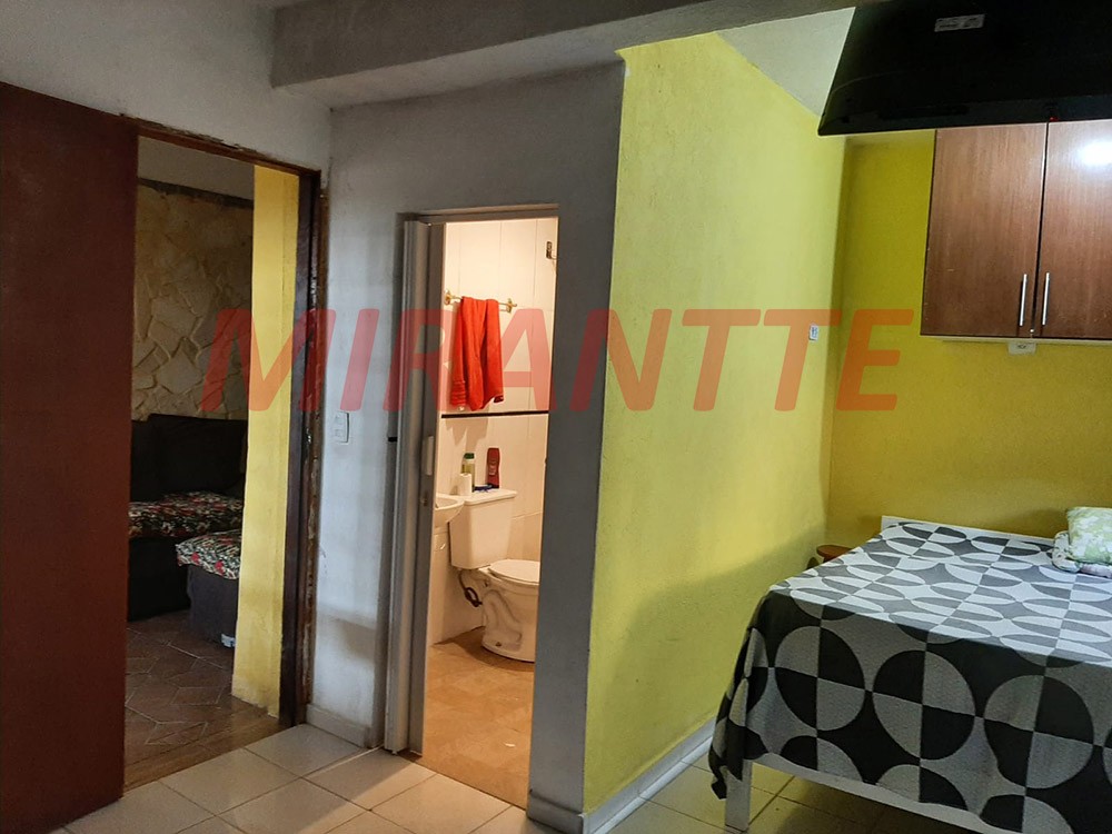 Sobrado de 200m² com 5 quartos em Serra Da Cantareira