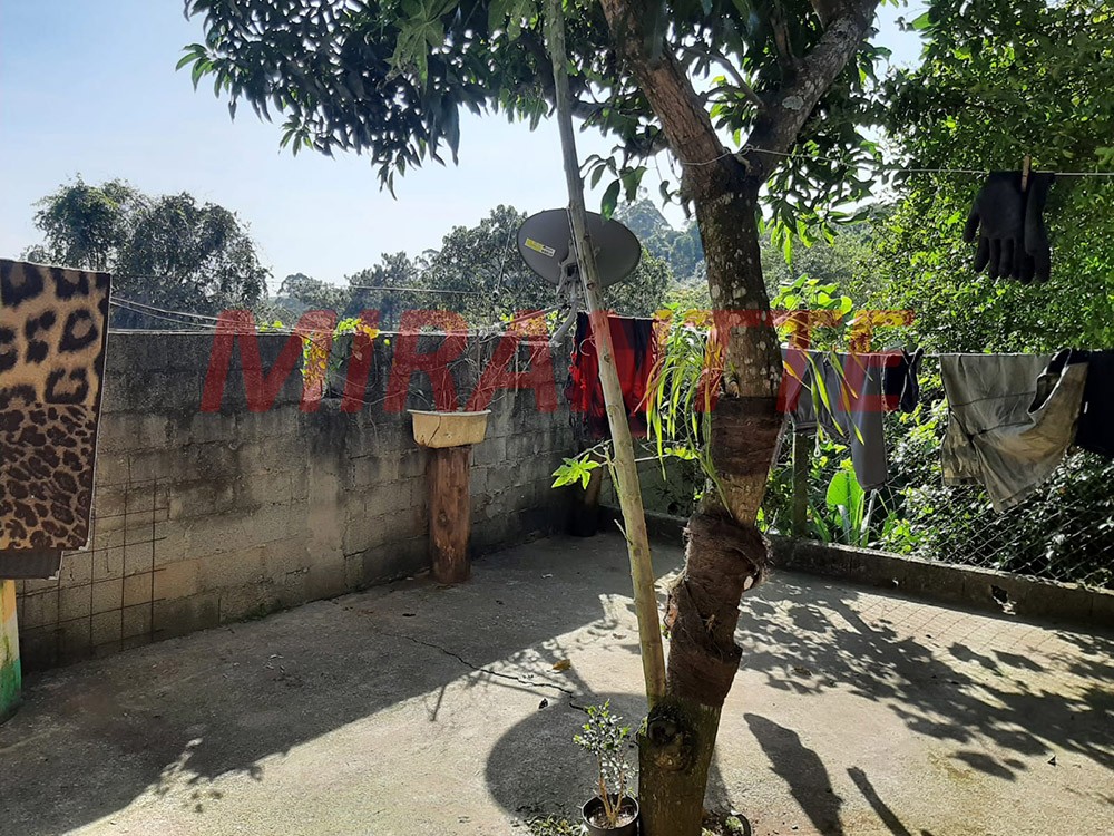 Sobrado de 200m² com 5 quartos em Serra Da Cantareira