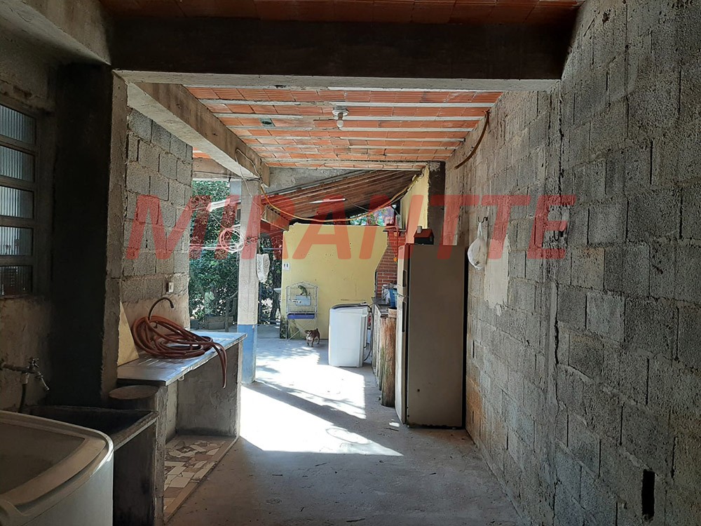 Sobrado de 200m² com 5 quartos em Serra Da Cantareira