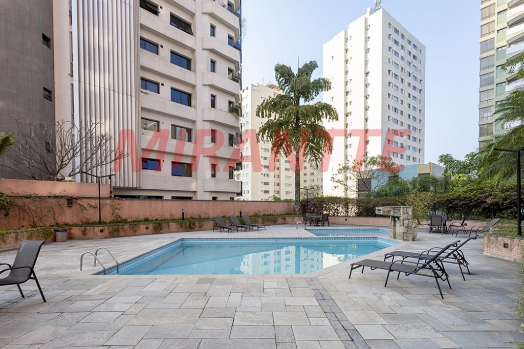 Apartamento de 147m² com 3 quartos em Santana