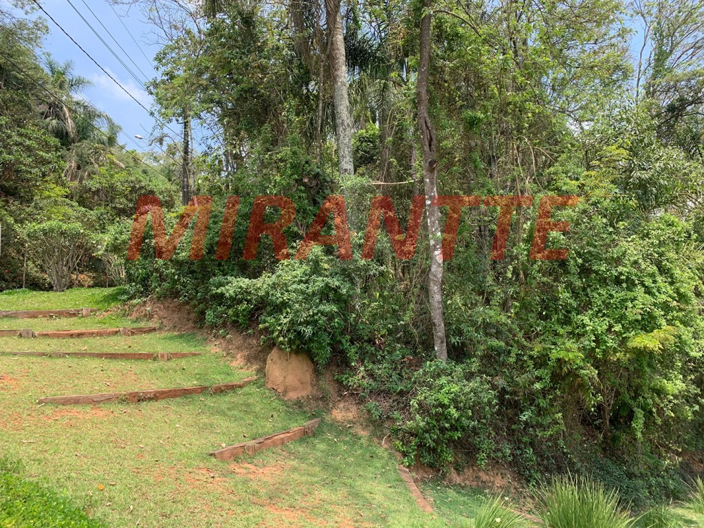 Terreno de 1420m² em Serra Da Cantareira