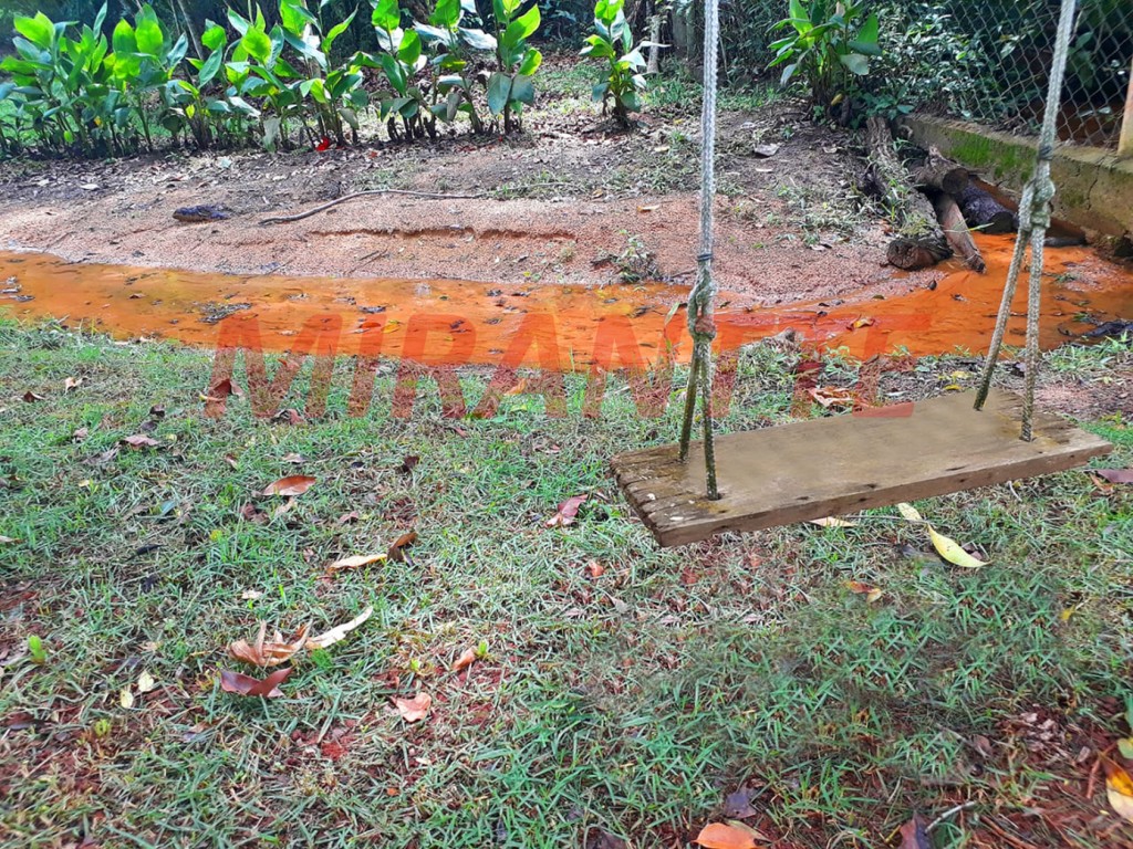 ChÁcara com 5 quartos em FAZENDA LAGO AZUL