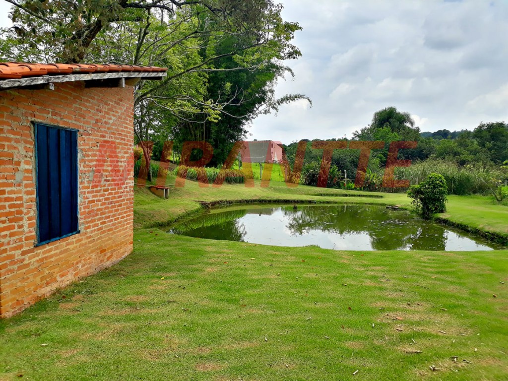 ChÁcara com 5 quartos em FAZENDA LAGO AZUL