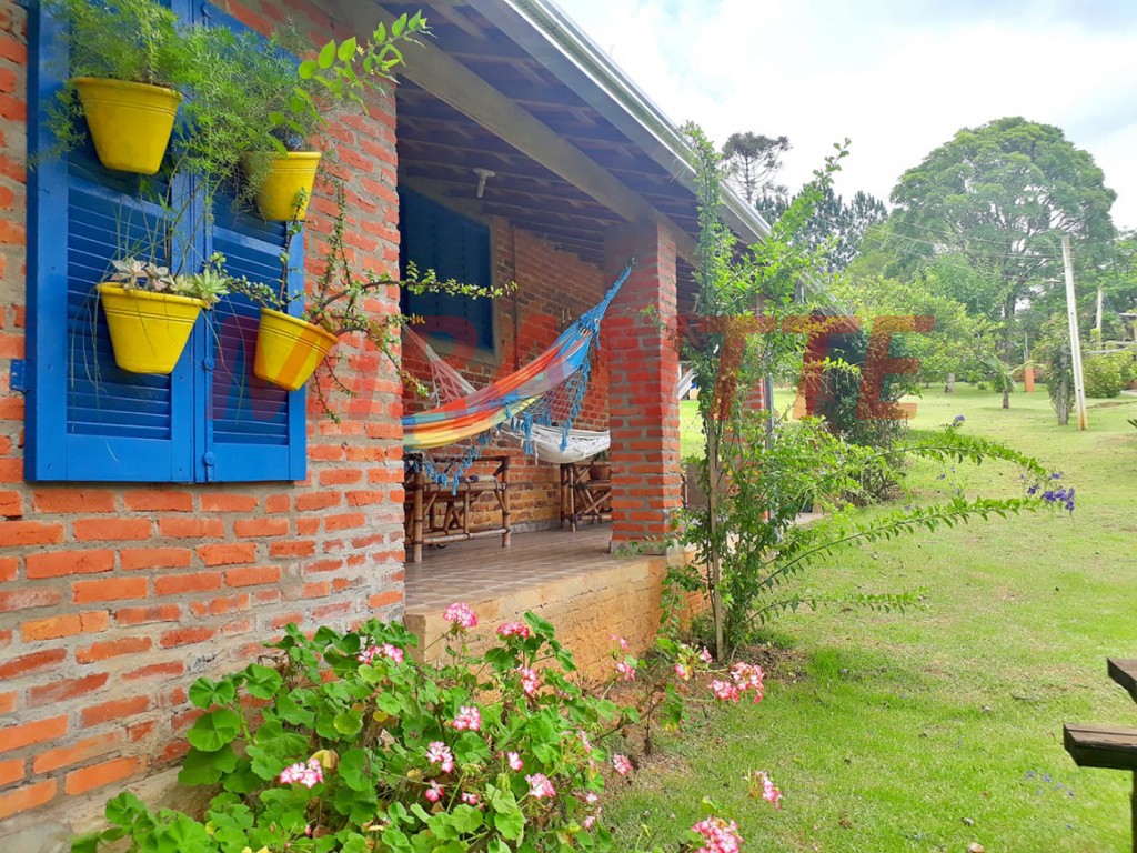 ChÁcara com 5 quartos em FAZENDA LAGO AZUL