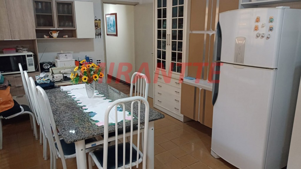 Sobrado de 182m² com 3 quartos em Parque Palmas Do Tremembé