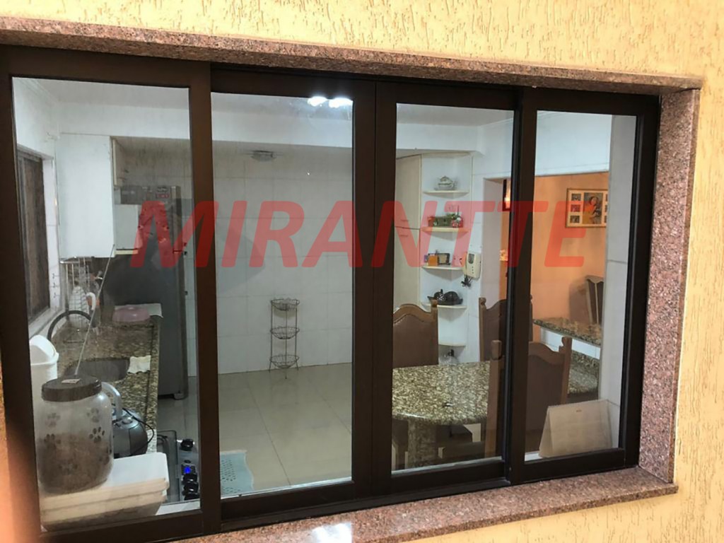 Sobrado de 266m² com 4 quartos em Parada Inglesa