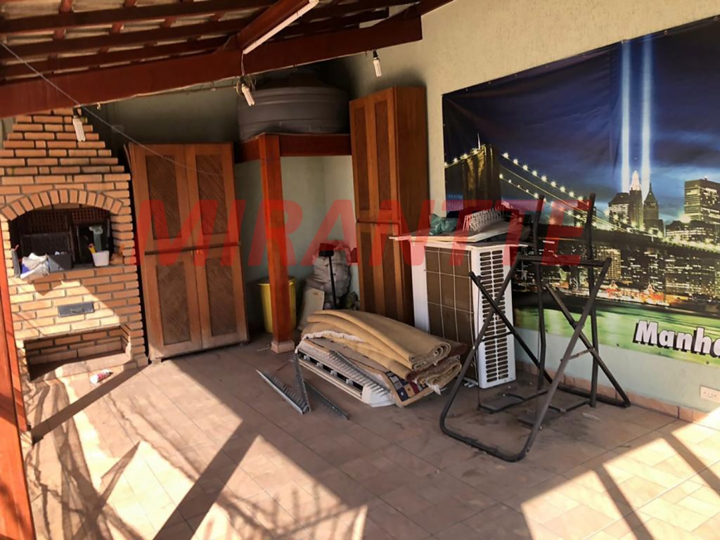 Sobrado de 266m² com 4 quartos em Parada Inglesa