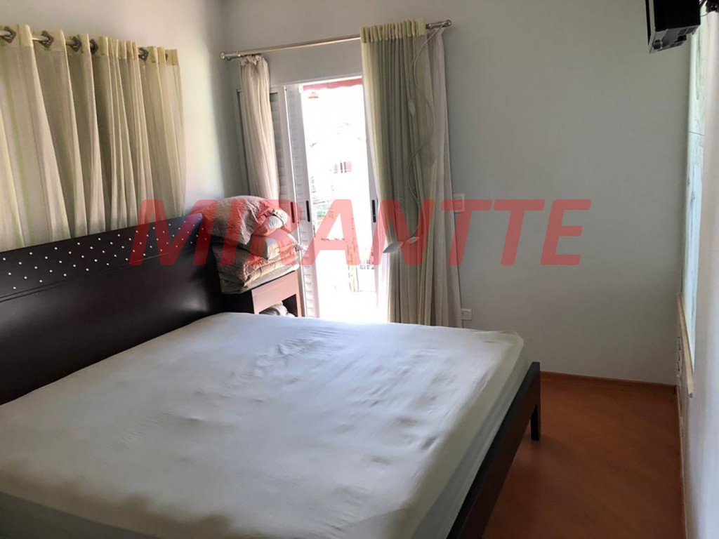 Sobrado de 266m² com 4 quartos em Parada Inglesa