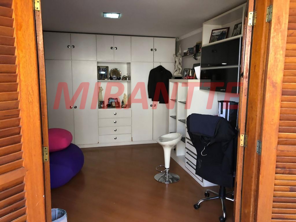 Sobrado de 266m² com 4 quartos em Parada Inglesa
