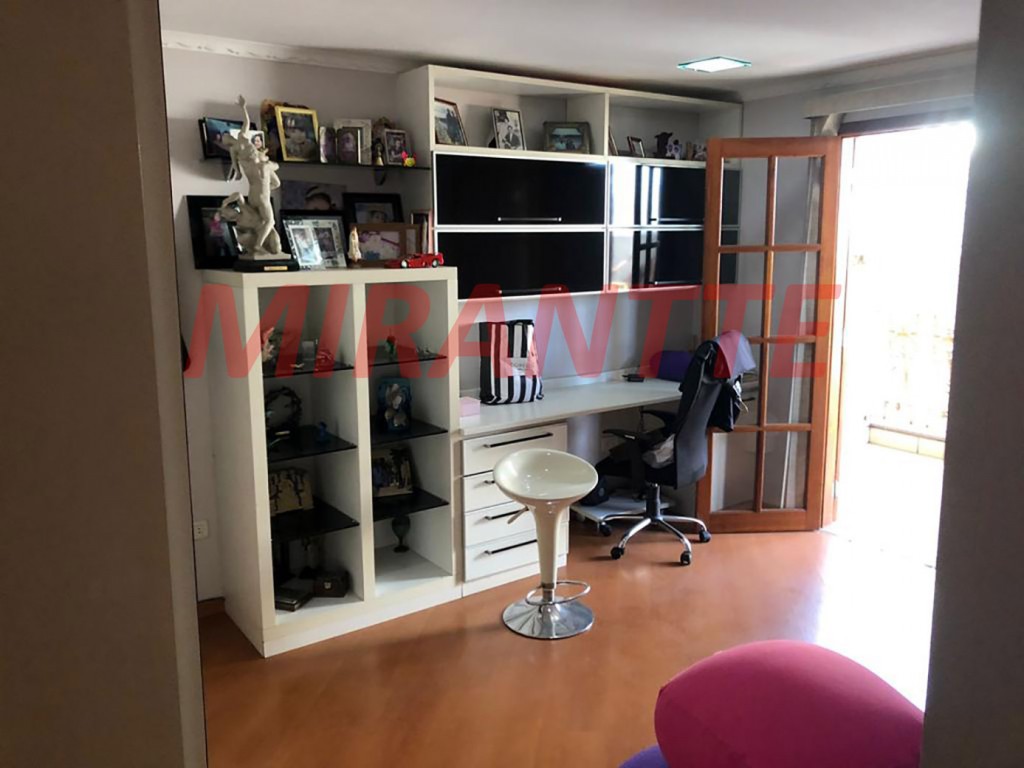Sobrado de 266m² com 4 quartos em Parada Inglesa