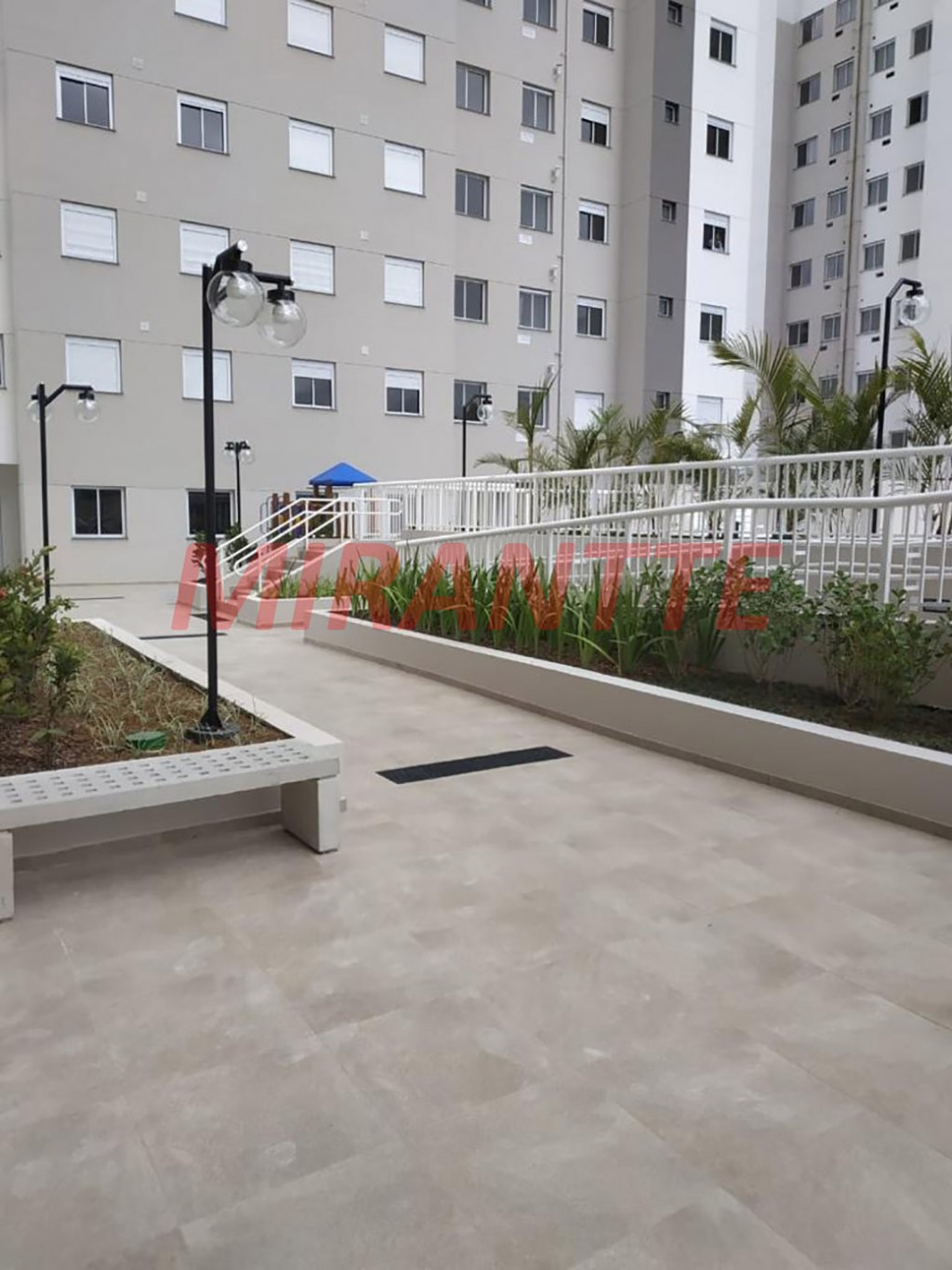 Apartamento de 42m² com 2 quartos em Vila Nova Cachoeirinha
