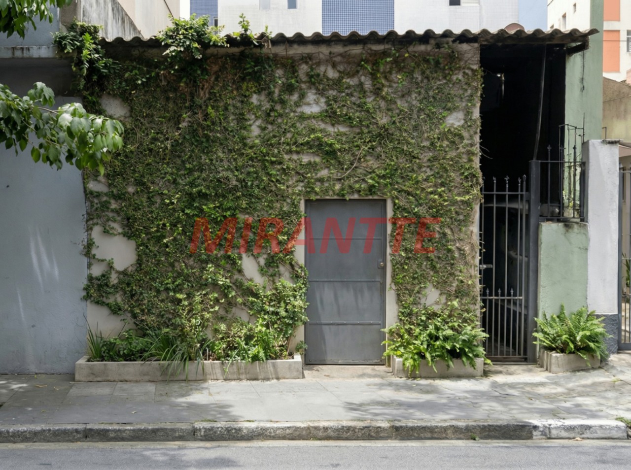 Comercial de 285m² em Vila Isolina Mazzei