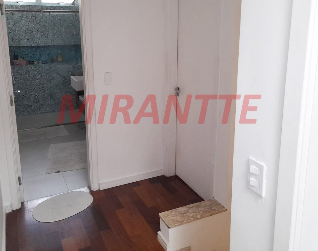 Sobrado de 210m² com 4 quartos em Jardim São Paulo