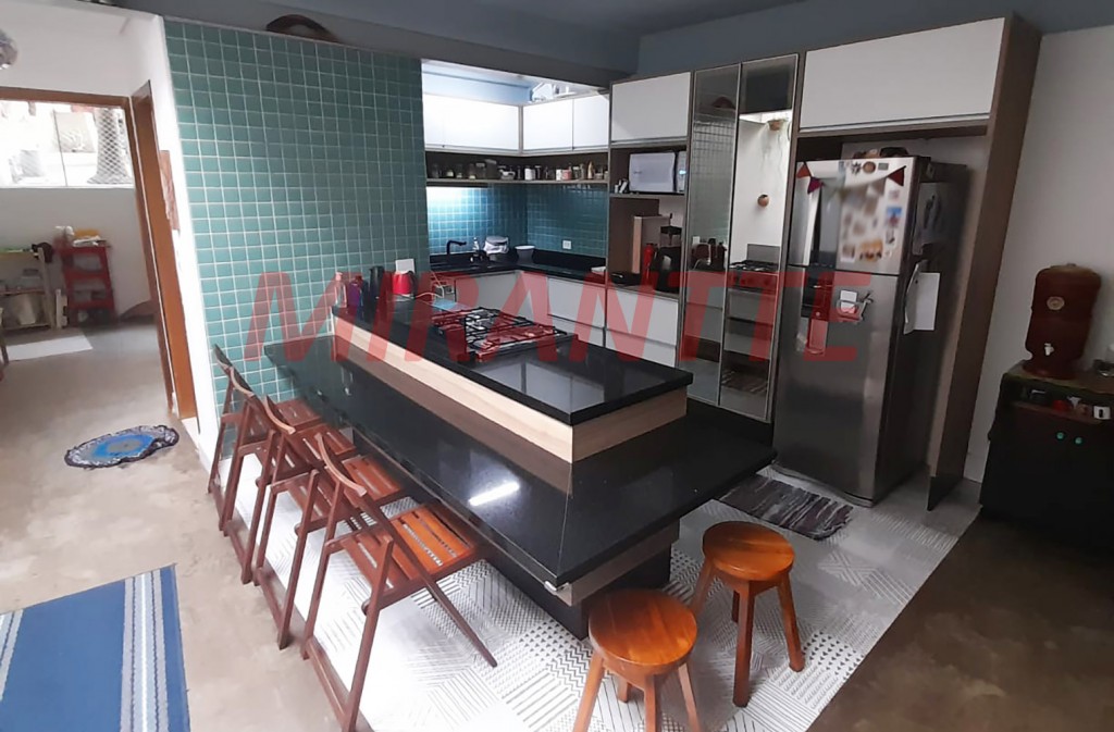 Sobrado de 210m² com 4 quartos em Jardim São Paulo