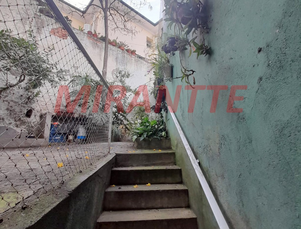 Sobrado de 210m² com 4 quartos em Jardim São Paulo
