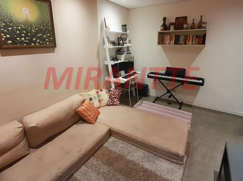 Sobrado de 210m² com 4 quartos em Jardim São Paulo