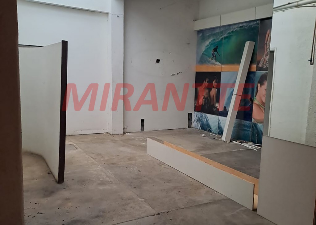 Comercial de 400m² em Santana