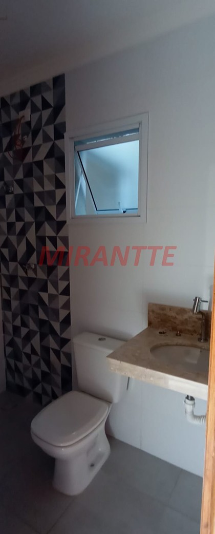 Sobrado com 3 quartos em Parque Vitória