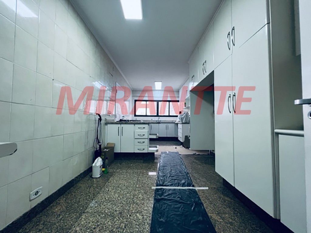 Apartamento de 190m² com 4 quartos em Santana