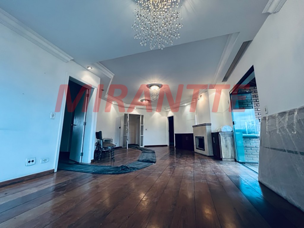 Apartamento de 190m² com 4 quartos em Santana