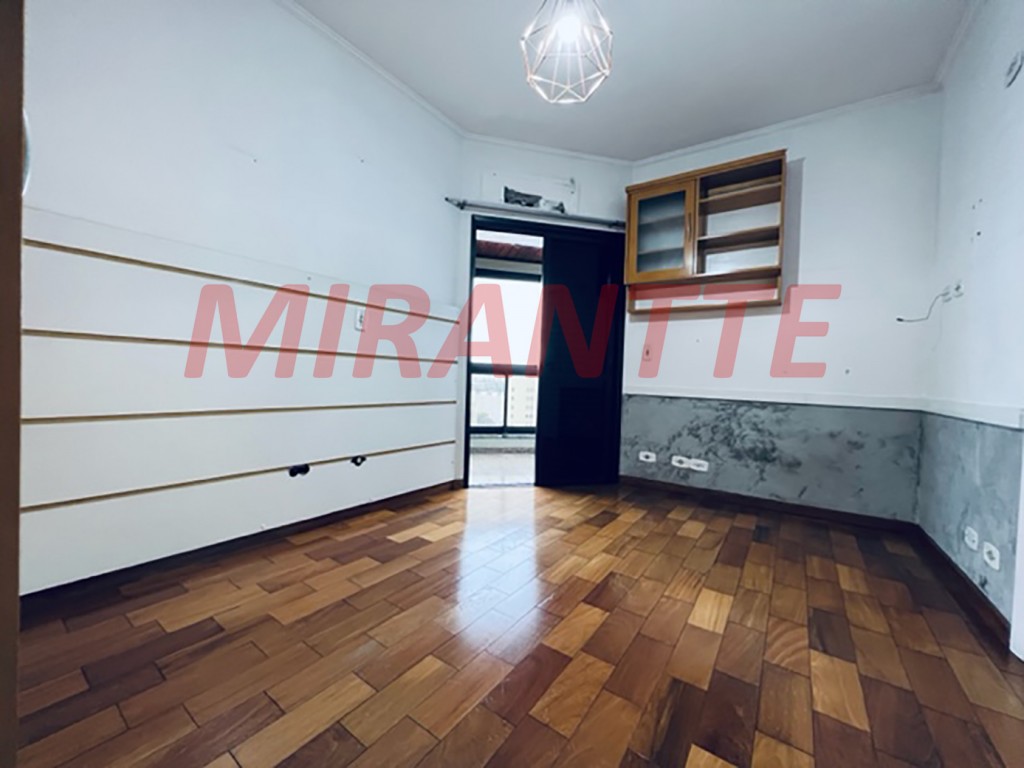 Apartamento de 190m² com 4 quartos em Santana