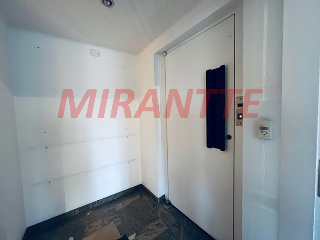 Apartamento de 190m² com 4 quartos em Santana