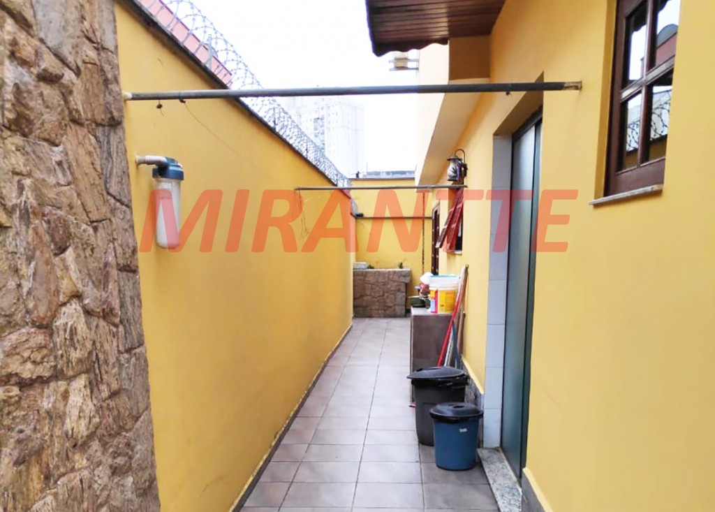 Sobrado de 320m² com 4 quartos em Vila Rosália
