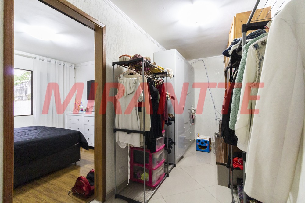 Casa terrea de 231m² com 4 quartos em Tremembe